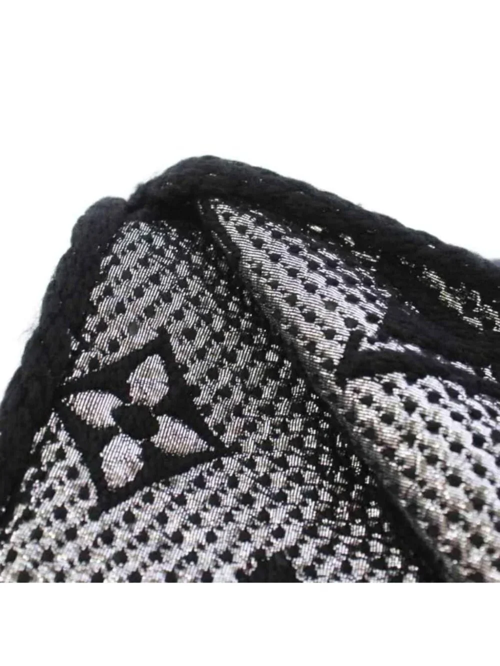 Louis Vuitton Logomania Scarf Shine Monogram Black Silver